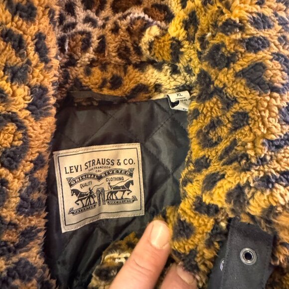 Levis Womens Leopard Print Faux Fur Jacket XL - Picture 2 of 6